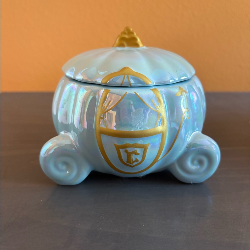 Disney Cinderella Carriage Candle